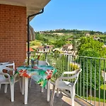 Magnolia Apartment Cisterna d'Asti